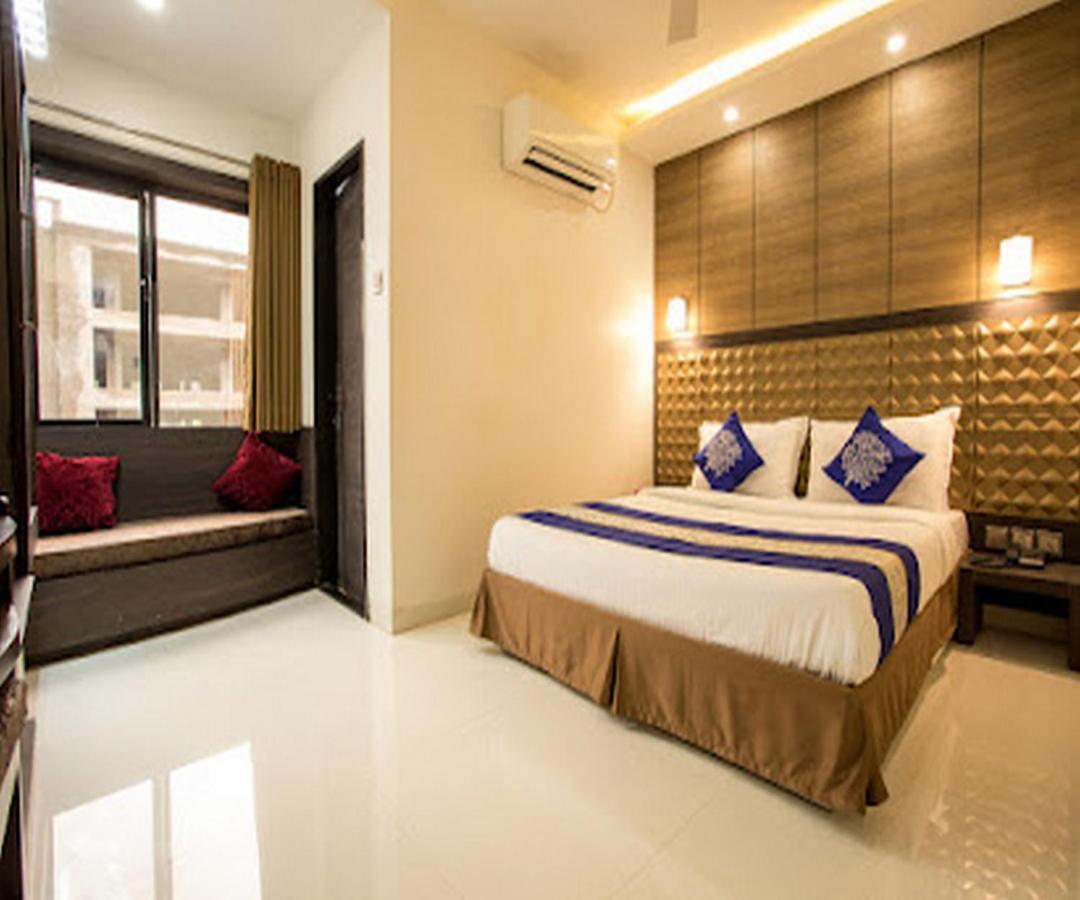 Cherrystay Kiran Inn Индаур Экстерьер фото